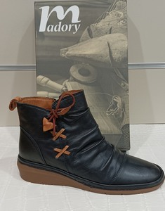 actuell-chaussures-MADORYbootsSemiCompenséNoir